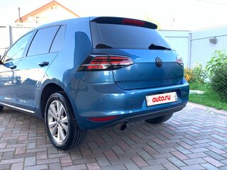 2013 Volkswagen Golf VII, голубой, 970000 рублей, вид 4