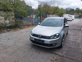 2011 Volkswagen Golf VI, серебристый, 720000 рублей, вид 3