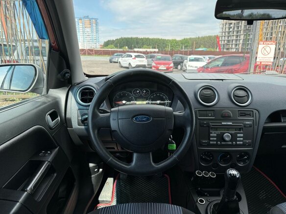 2008 Ford Fusion I Рестайлинг, красный, 359000 рублей - вид 16