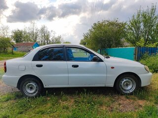 2007 Chevrolet Lanos I, белый, 215000 рублей, вид 3