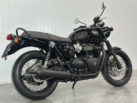 2017 Triumph Bonneville T120, чёрный, 879000 рублей, вид 5