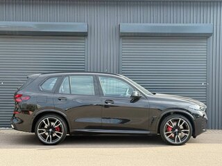 2025 BMW X5 40i IV (G05/G18) Рестайлинг, чёрный, 13950000 рублей, вид 5