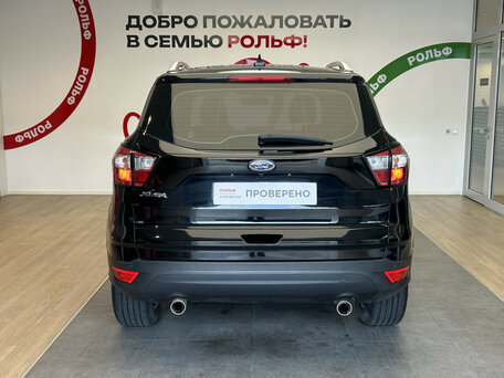 2017 Ford Kuga II Рестайлинг, чёрный, 1510000 рублей, вид 5