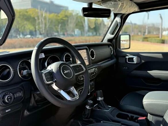 2026 Jeep Gladiator II (JT) Рестайлинг, чёрный, 6980000 рублей - вид 8