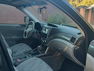 2008 Subaru Forester III, чёрный, 850000 рублей, вид 4