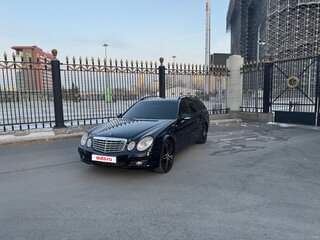 2009 Mercedes-Benz E-Класс 200 III (W211, S211) Рестайлинг, чёрный, 730000 рублей, вид 1
