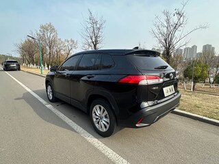 2022 Toyota Corolla Cross I, чёрный, 1950000 рублей, вид 5