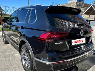 2018 Volkswagen Tiguan II, чёрный, 2650000 рублей, вид 4