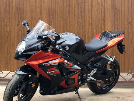 2007 Suzuki GSX-R 1000, красный, 685000 рублей, вид 4
