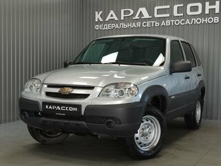 2017 Chevrolet Niva I Рестайлинг, серебристый, 670000 рублей, вид 1