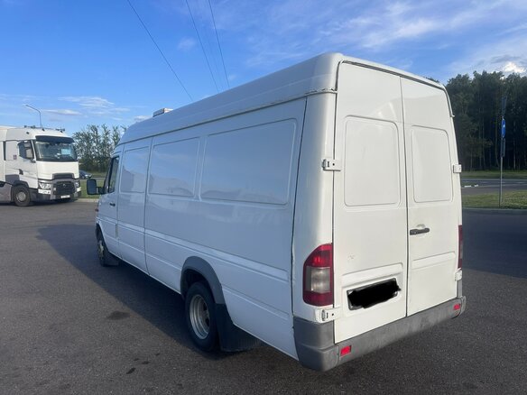 2002 Mercedes-Benz Sprinter, белый, 750000 рублей - вид 3