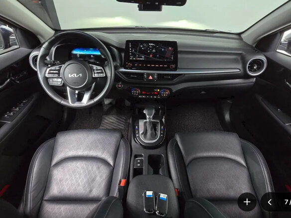 2022 Kia K3 II Рестайлинг, синий, 1750000 рублей