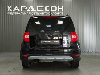 2010 Skoda Yeti I, чёрный, 640000 рублей, вид 4