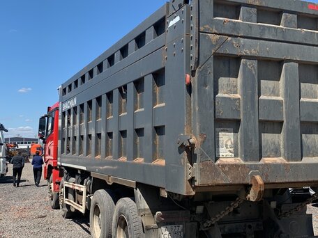 2022 Shacman (Shaanxi) SX3316, красный, 3087500 рублей, вид 5