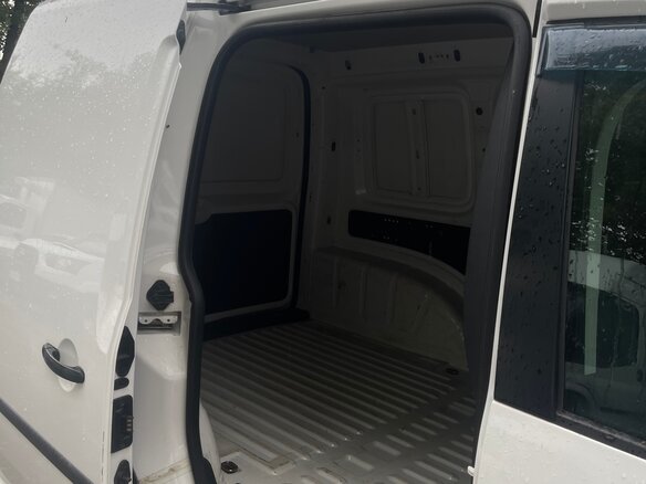2015 Volkswagen Caddy, белый, 1330000 рублей - вид 6