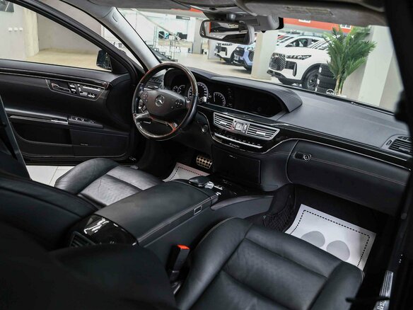 2011 Mercedes-Benz S-Класс 500 V (W221) Рестайлинг, чёрный, 1750000 рублей - вид 14