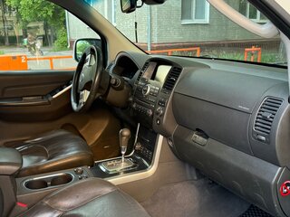 2012 Nissan Pathfinder III Рестайлинг, белый, 2200000 рублей, вид 4