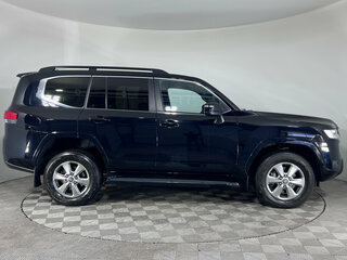 2023 Toyota Land Cruiser 300 Series, чёрный, 8599000 рублей, вид 3