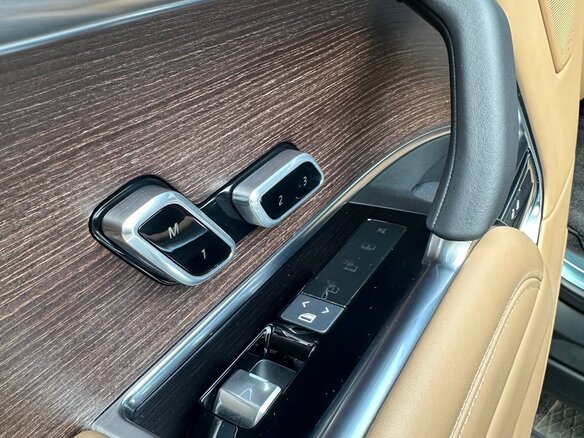 2022 Land Rover Range Rover P530 MHEV Long V, серый, 17900000 рублей - вид 19