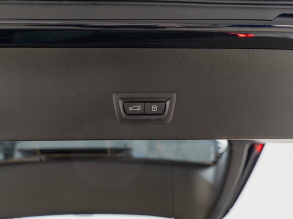 2025 BMW X3 30L xDrive IV (G45/G48), чёрный - вид 32