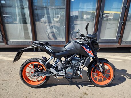 2017 KTM 200 Duke, чёрный, 265000 рублей, вид 4