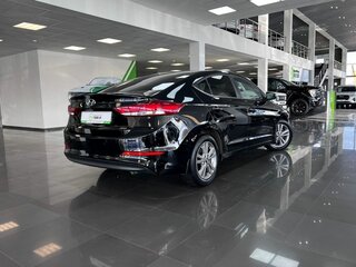 2016 Hyundai Elantra VI (AD), чёрный, 1295000 рублей, вид 2