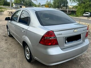 2008 Chevrolet Aveo I Рестайлинг, серебристый, 350000 рублей, вид 3