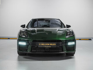 2024 Porsche Panamera Turbo S E-Hybrid III, зелёный, 29890000 рублей, вид 2