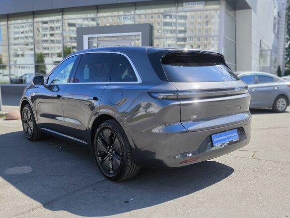 2024 Li Auto (Lixiang) L6 I, серый, 7100000 рублей - вид 5