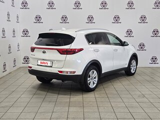 2017 Kia Sportage IV, белый, 1874000 рублей, вид 5