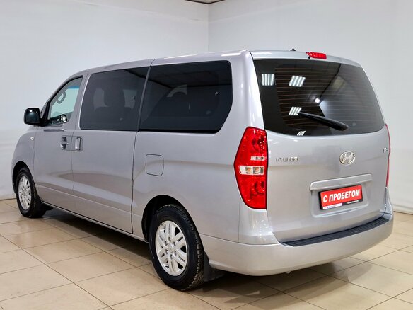 2016 Hyundai H-1 II Рестайлинг, серый - вид 5
