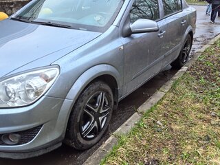 2009 Opel Astra H Рестайлинг, серебристый, 585000 рублей, вид 5