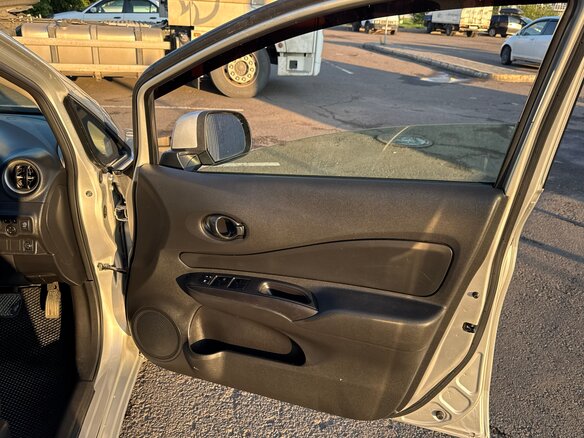 2013 Nissan Note II, серый, 620000 рублей - вид 10