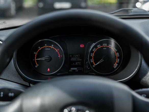 2019 Lada (ВАЗ) Granta I Рестайлинг, коричневый - вид 4