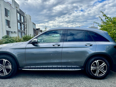 2021 Mercedes-Benz GLC 200 I (X253) Рестайлинг, серый, 4980000 рублей, вид 1