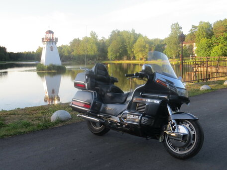 1988 Honda GL 1500 Gold Wing, серый, 530000 рублей, вид 1