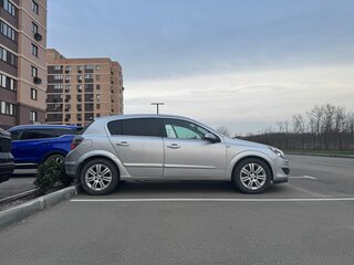 2008 Opel Astra H Рестайлинг, серебристый, 500000 рублей, вид 3