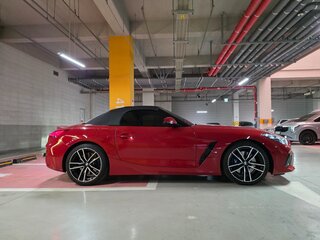 2025 BMW Z4 20i III (G29) Рестайлинг, красный, 6100000 рублей, вид 3