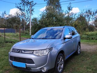2012 Mitsubishi Outlander III, серебристый, 1300000 рублей, вид 1