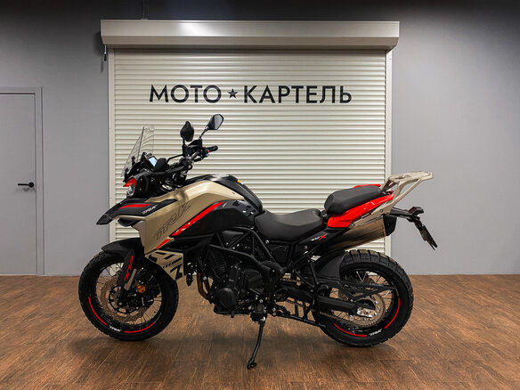 2026 Benelli TRK 702 X, бежевый, 789000 рублей