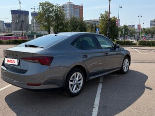 2021 Skoda Octavia IV (A8), серый, 1900000 рублей, вид 5