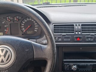 2004 Volkswagen Bora I, серебристый, 180000 рублей, вид 5