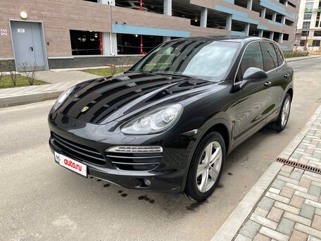 2011 Porsche Cayenne II (958), чёрный, 1799999 рублей, вид 1