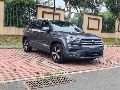 Volkswagen Tharu I
