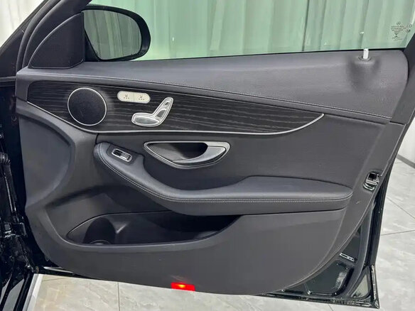 2021 Mercedes-Benz C-Класс 200 L IV (W205) Рестайлинг, чёрный - вид 15