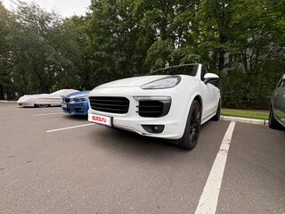 2015 Porsche Cayenne S II Рестайлинг (958), белый, 2950000 рублей, вид 2