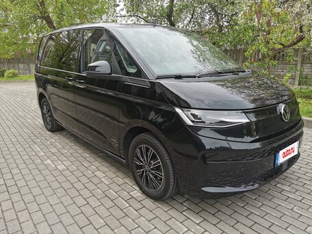 2023 Volkswagen Multivan T7, чёрный, 4200000 рублей, вид 2