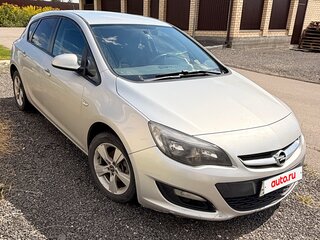 2014 Opel Astra J Рестайлинг, серебристый, 560000 рублей, вид 2