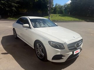 2018 Mercedes-Benz E-Класс 220 d V (W213, S213, C238), белый, 3000000 рублей, вид 1