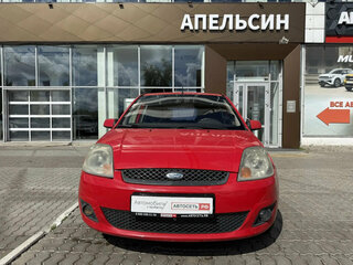 2007 Ford Fiesta Mk5, красный, 355000 рублей, вид 2